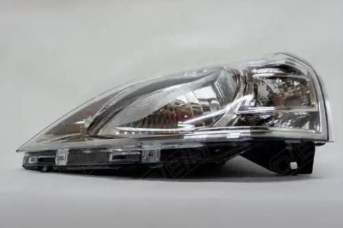 Фара левая Renault Logan 1 2009-2014, повторитель ближе к крылу, с корректором OEM0169FL OEMPARTS