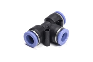 ФИТИНГ T-ОБРАЗ. ПЛАСТИК.10ММ T10609006 TOPCOVER