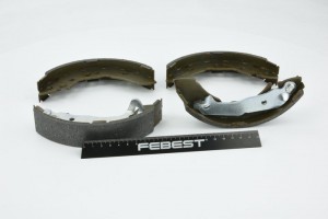 Колодки тормозные барабанные задние 1202-ACCR FEBEST