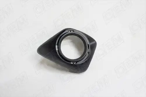 Окантовка противотуманной фары правая, Mitsubishi, Outlander, 3 (2012-нв) OEM1448R OEMPARTS