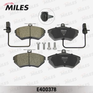 Колодки тормозные передние (с датчиком) (Смесь Low-Metallic) AUDI A4 9901/PASSAT E400378 MILES