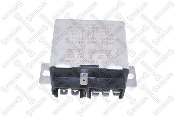 реле перекл поворотов !\MB 814 - 3235 88-05812-SX STELLOX