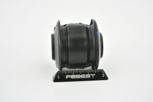 Втулка амортизатора MITSUBISHI PAJERO V20-50 1990.10-1999.11 MAB-115 MAB-115 FEBEST