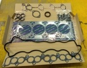 Комплект прокладок двигателя HYUNDAI SANTAFE(CM) 05MY(-SEP 2006) PFA-M108U PFA-M108U PMC PARTS MALL