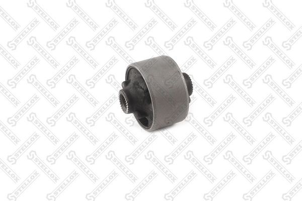 сайлентблок перед.нижн. рычага зад.!\ Toyota Camry01-06 77-01815-SX STELLOX