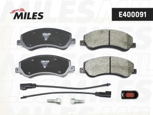 Колодки тормозные передние (с датчиком) (Смесь Low-Metallic) FORD TRANSIT 330/35 E400091 MILES