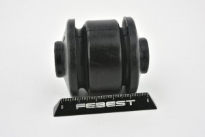 Сайлентблок задн подвески TOYOTA LAND CRUISER PRADO 90 1996-2002 TAB-165 TAB-165 FEBEST