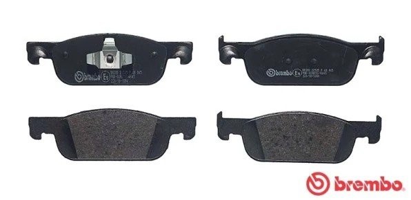 Колодки тормозные Lada X-Ray OE 410605536R P68065 P68065 BREMBO