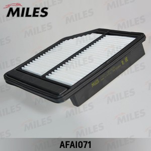 Фильтр воздушный HONDA CIVIC 1.4/1.8 06- (FILTRON AP104/7, MANN C2240, VIC A-886 AFAI071 MILES