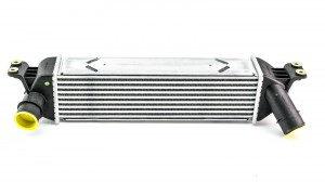 Охладитель HYUNDAI Starex H-1 (11-) (2.5-A2) наддувного воздуха DOMINANT HY2801904A700 DOMINANT