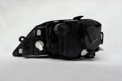 Фара правая Renault Logan 1 2009-2014, повторитель ближе к решетке радиатора OEM0154FR OEMPARTS