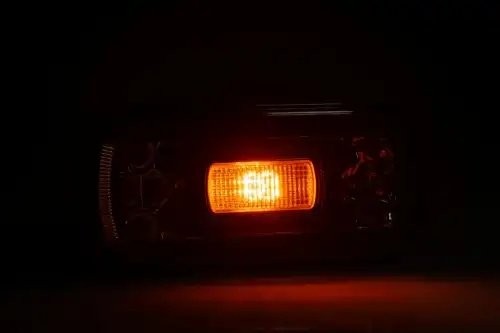 фонарь задний универсальный! LED, 6-функц. стоп, поворот, посв. ном. с пров. 1.0 FT130COFLED FRISTOM