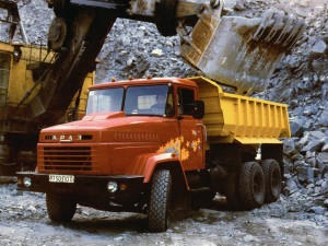 Указатель поворота ГАЗ,ЗИЛ,УАЗ передний 12V пластик РУДЕНСК 112022201 RUDENSK