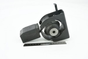 Подушка двигателя передняя TM-ZRR70F FEBEST