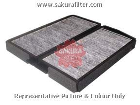 Фильтр салонный угольный CAC1702 CAC1702 SAKURA