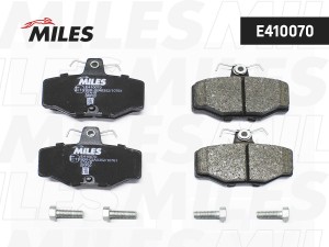 Колодки тормозные задние (без датчика + болты) (Смесь Low-Metallic) (NISSAN ALME E410070 MILES