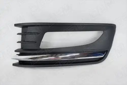 Окантовка противотуманной фары левая Volkswagen Polo sedan 5 2015-2020, под хром OEM1302L OEMPARTS