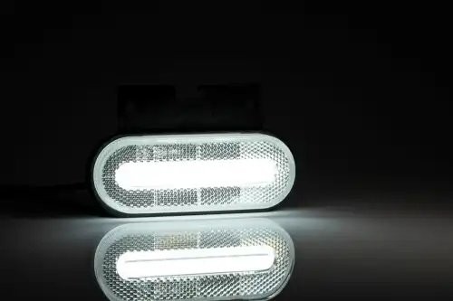 фонарь габаритный! белый со светоотр., LED, с проводом 0.5м, 124х51мм, на кроншт FT070BKLED FRISTOM