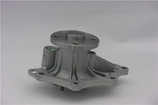 помпа!\ Toyota Avensis/Camry/Rav 4 2.0/2.4 VVTI 00> GWT-119A GMB