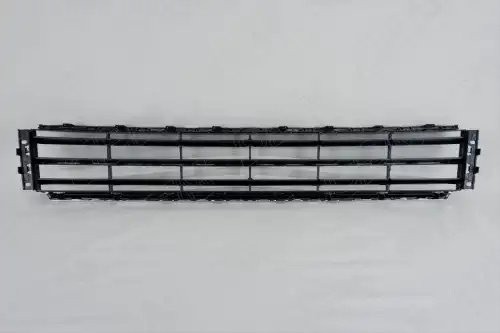 Решетка в бампер нижняя Volkswagen Passat B7 (2010-2015) один хром молдинг OEM3712 OEMPARTS