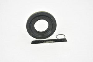 Сальник привода BMW 3 E46/E90, 5 E39/E60 95PES-44901015C 95PES-44901015C FEBEST