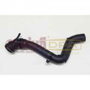 Патрубок SKODA Fabia (03-07) системы охлаждения VIKA 11221779101 VIKA