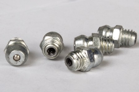 масленка! AM 6x1 (00') МАЗ, КАМАЗ, ГАЗ, MB, MAN, EvoOmn, BPW, SAF AM18004 AVTOMAGNAT