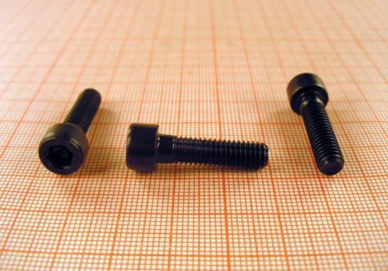 Болт М6х23 крепления трамблера (внутр. шестигран.)  10шт 210801003286008 BELZAN