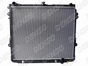 Радиатор TOYOTA Land Cruiser 200 (08-15) охлаждения двигателя DENSO DRM50074 DENSO