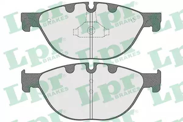 Комплект тормозных колодок 05P1582 05P1582 LPR
