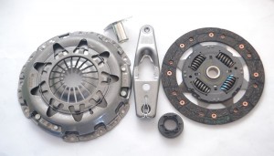 SKODA OCTAVIA/AUDI A3/VW GOLF IV/V ДИСК+КОРЗИНА+ПОДШИПНИК 622333600 LUK