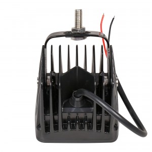 Фара рабочего света 82х75х75мм 18Вт 6LED (направленный свет) квадратная AIRLINE ALED009 AIRLINE