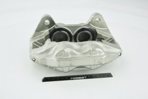 Суппорт передн правый TOYOTA LAND CRUISER 100 HDJ101/UZJ100 1998-2007 0177-UZJ10 0177-UZJ100FR FEBEST