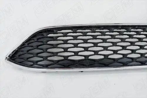 Решетка радиатора Ford Focus 3 2015-нв OEM3087 OEMPARTS
