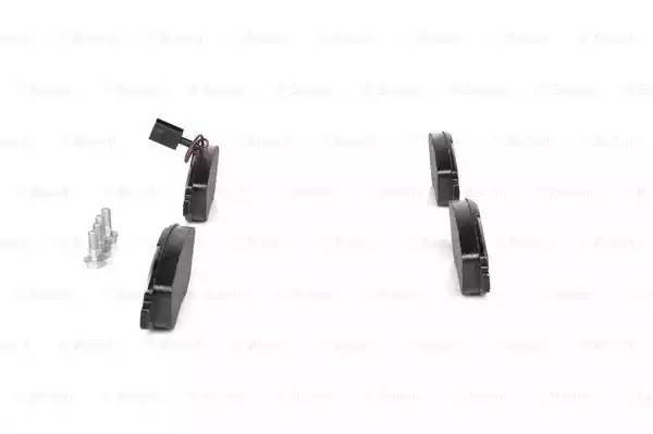 Колодки тормозные FIAT Bravo (07-) передние (4шт.) (с датчиком) BOSCH 0 986 424 595 BOSCH