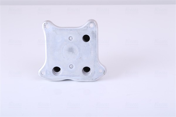 радиатор масляный!\ Audi A1/A3, Skoda Fabia II/Octavia II/Yeti 1.2 04> 90680 NISSENS