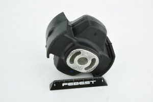 сайлентблок в опору ДВС!\ Citroen C5/XM,Peugeot 406/605/607 3,0 V6 94> PGMB-002 FEBEST