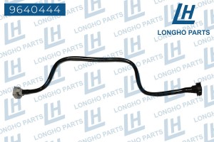 Трубка AUDI Q5 (08-) системы охлаждения LONGHO 9640444 LONGHO PARTS