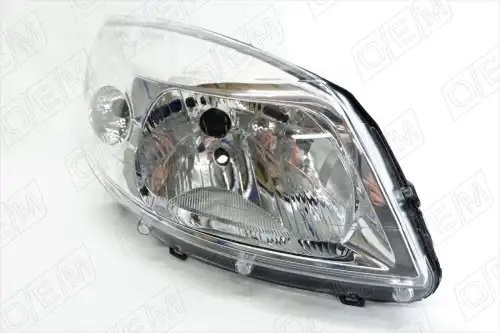 Фара правая Renault Sandero 1 (2009-2014) светлая OEM0069FR OEMPARTS