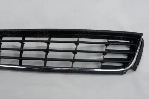 Решетка в бампер нижняя Volkswagen Polo sedan 5 2010-2015, под хромированную нак OEM3632 OEMPARTS