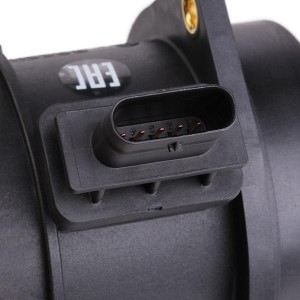 Датчик массового расхода воздуха HYUNDAI Porter 2 дв.D4CB KIA Bongo 3 (06-) BOSC 0 281 002 721 BOSCH