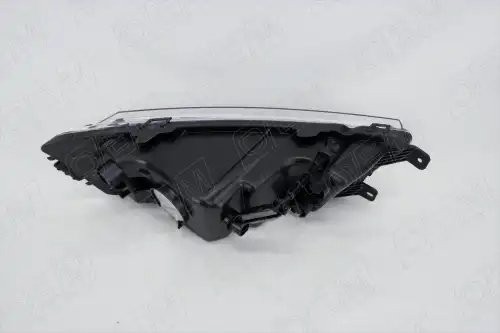 Фара противотуманная левая Skoda Octavia 3 A7 2013-2017, светлая OEM0015PTFPL OEMPARTS