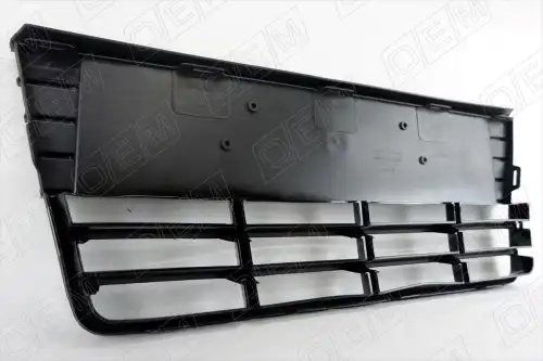 Решетка в бампер нижняя Ford Focus 3 2011-2015, черная глянцевая OEM3682 OEMPARTS