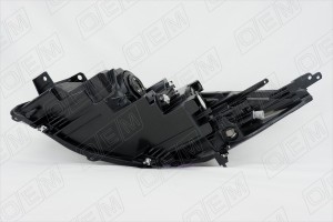 Фара правая Mazda 3 2 BL (2009-2013) галоген, с корректором OEM0204FR OEMPARTS