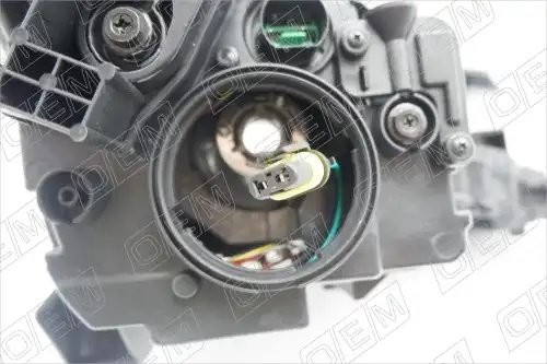 Фара левая Hyundai Elantra 6 AD 2018-2020, галоген OEM0011FL OEMPARTS