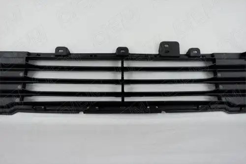 Решетка в бампер нижняя Mitsubishi Outlander 3 2012-2015 OEM3658 OEMPARTS