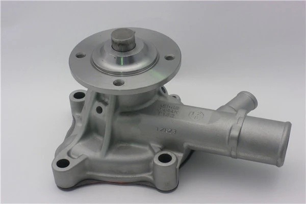 помпа!\ Toyota Carina/Avensis 1.6/1.8 16V 92-00 GWT-132A GMB