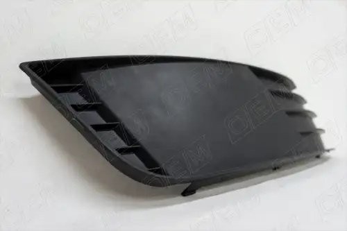 Заглушка противотуманной фары правая Skoda Octavia 3 A7 2013-2017 OEM1476R OEMPARTS