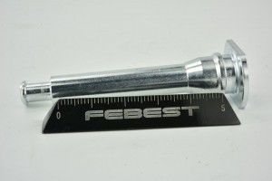 Втулка направляющая тормозного суппорта TOYOTA HIGHLANDER (JPP) ASU40,GSU4,GVU48 0174-MCV20F FEBEST