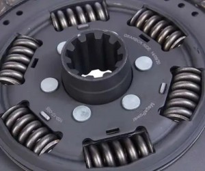 Сцепление КАМАЗ-4308,43253,43255 (КПП ZF 6S-1000 дв.CUMMINS 6 ISBe-210) в сборе  160-11-009 MEGA POWER